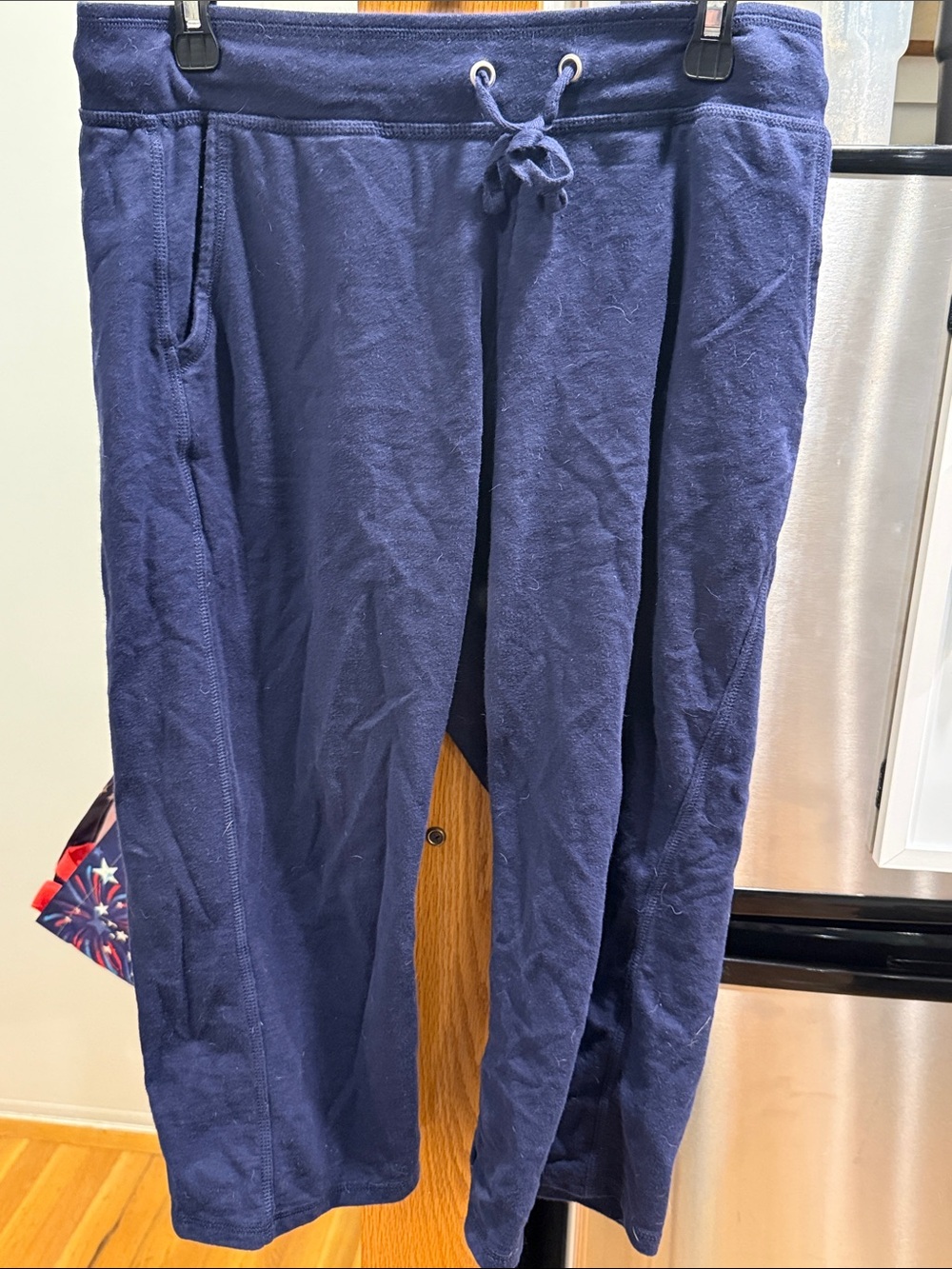 Hanes Capris size L